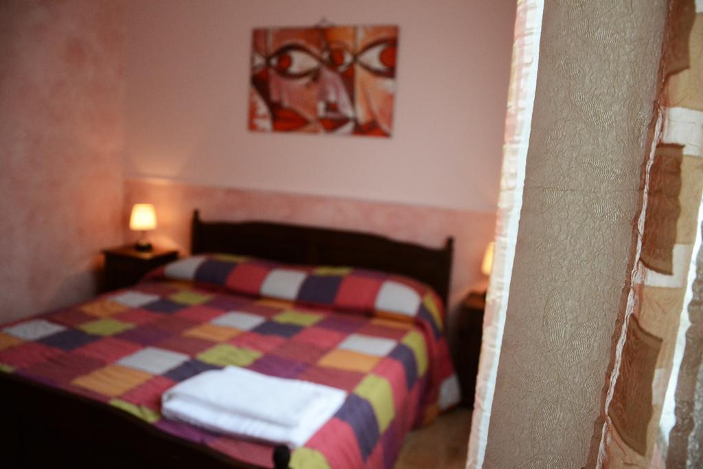 B&B Notti E Dintorni Nicolosi Bilik gambar