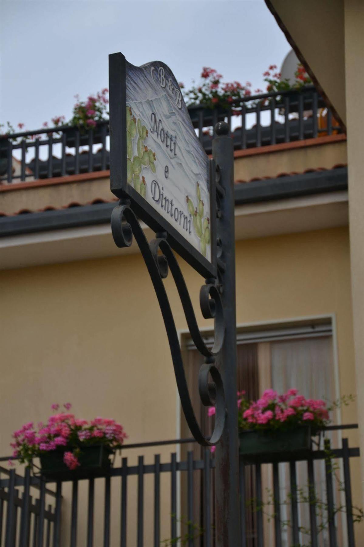 B&B Notti E Dintorni Nicolosi Luaran gambar