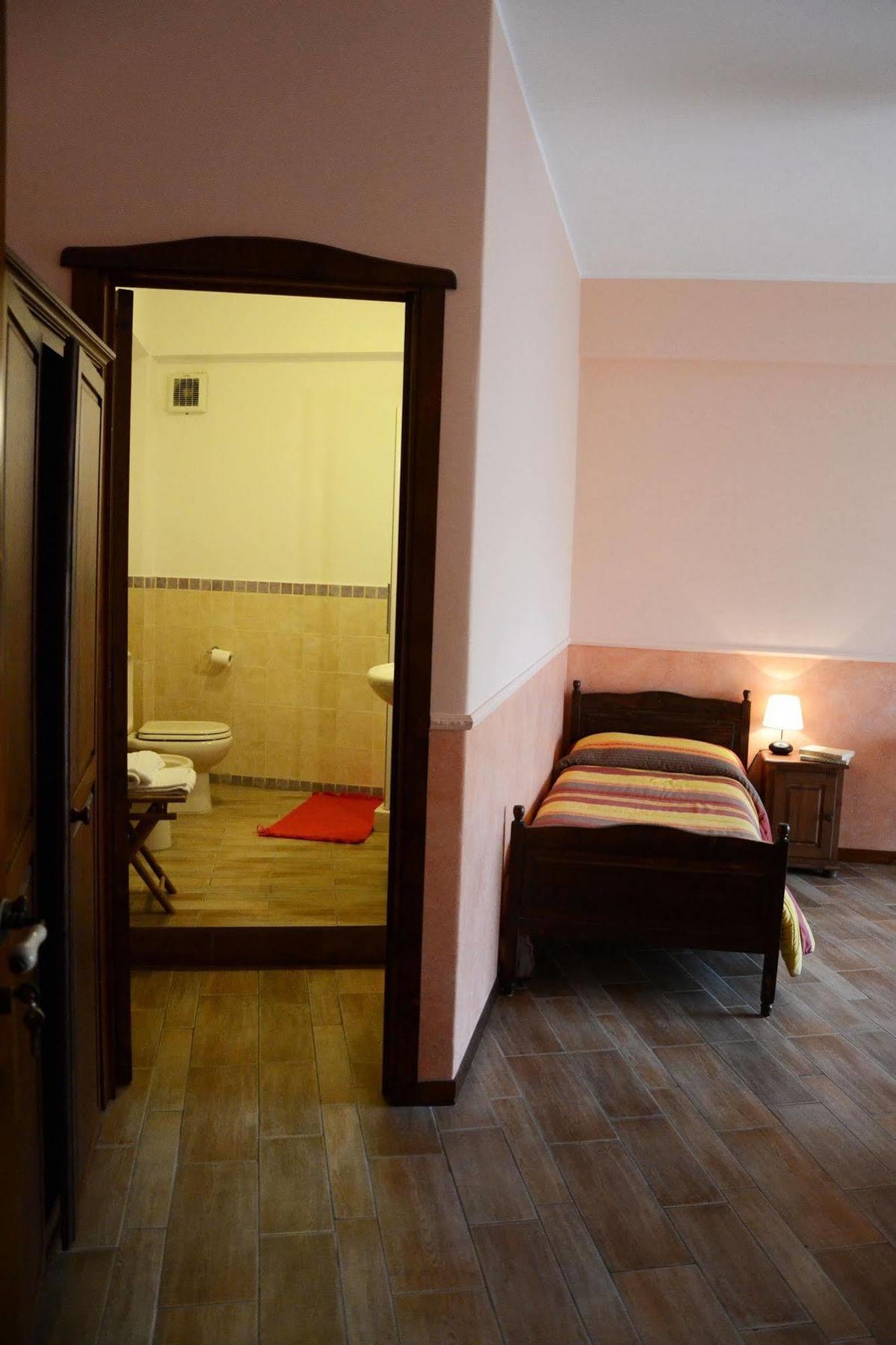 B&B Notti E Dintorni Nicolosi Luaran gambar